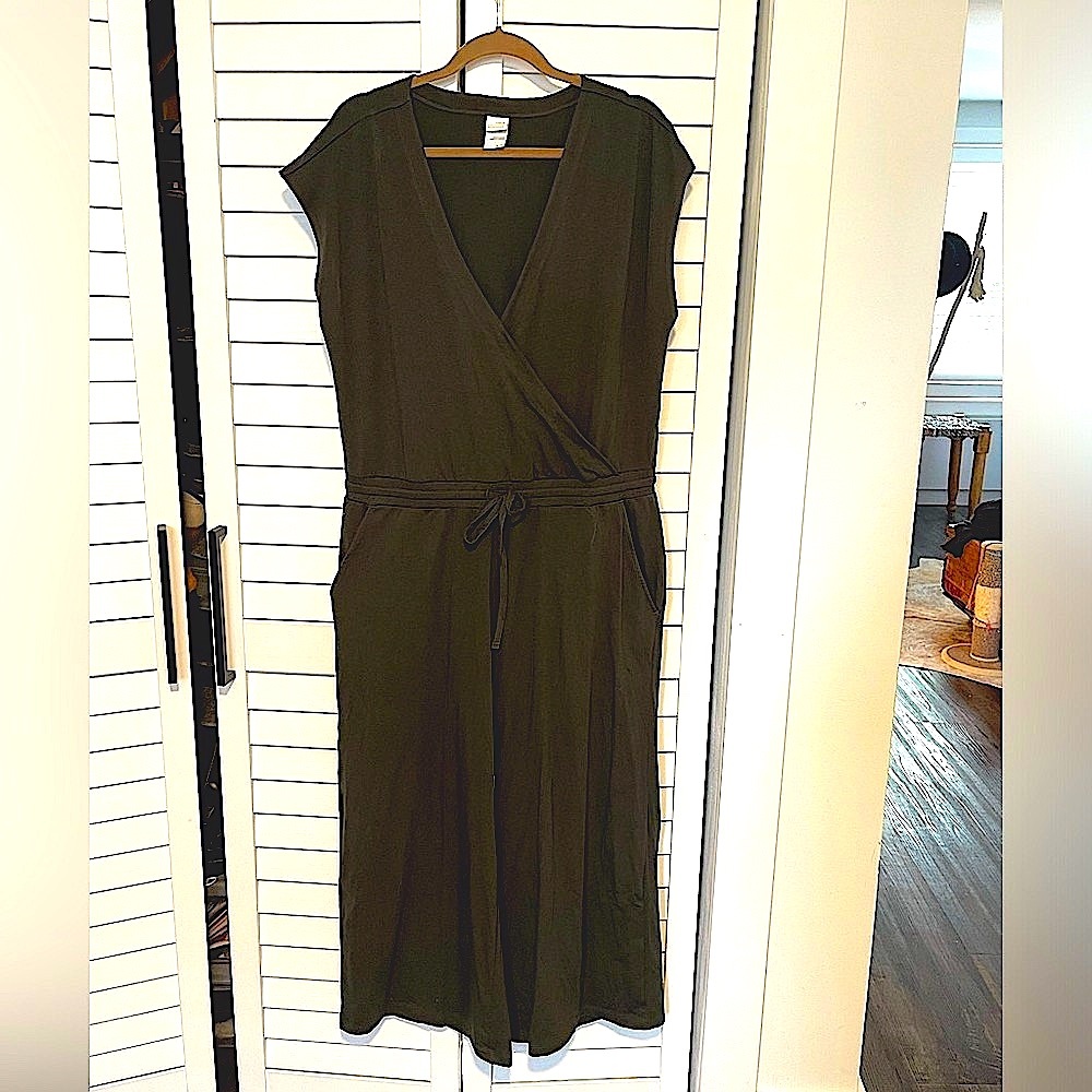 LOLE - Jumpsuit in dark military green